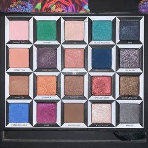 Urban Decay Disney eyeshadow palette